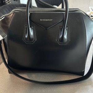 Givienchy Antigona Leather Lock Medium Black Bag